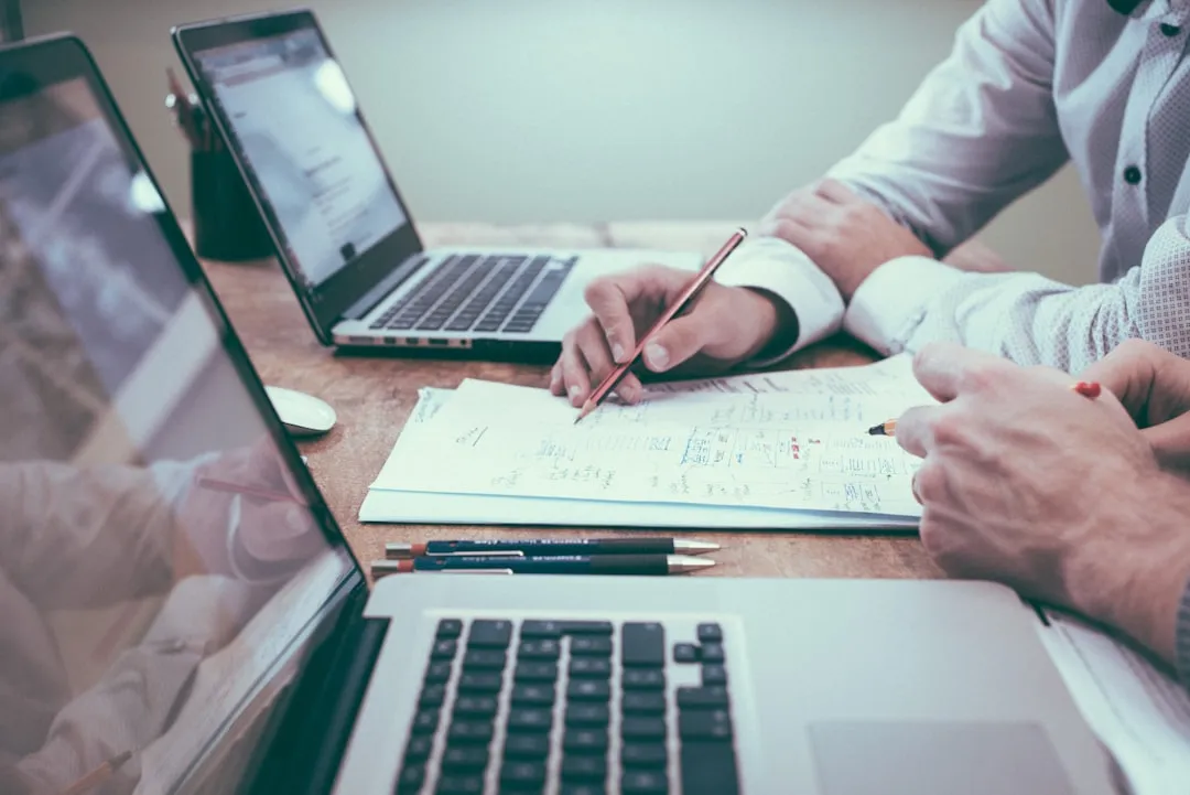 Site-uri pentru calculat rate la credit